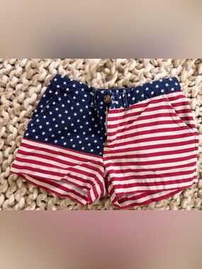 Chubbies The Miss Mericas
Womens 4 American Flag Shorts
2" Inseam USA Made